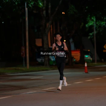 Runner Photo 1799885