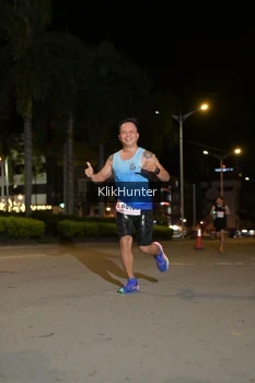 Runner Photo 1800000