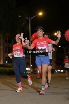 Runner Photo 1800026