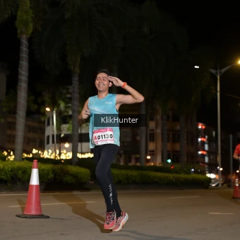 Runner Photo 1800092