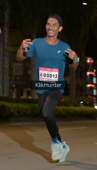 Runner Photo 1800131