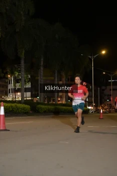 Runner Photo 1800258