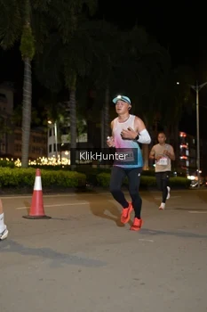 Runner Photo 1800323