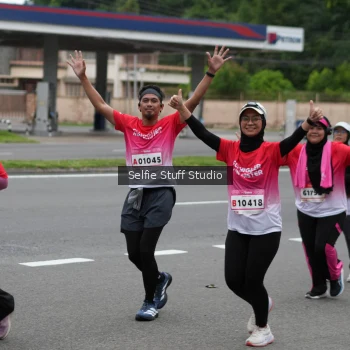 Runner Photo 1800508