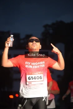 Runner Photo 1800646