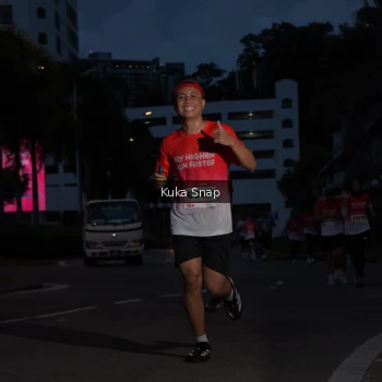 Runner Photo 1800721