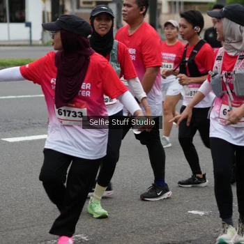 Runner Photo 1800918