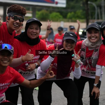 Runner Photo 1800988