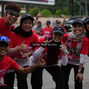 Runner Photo 1800993