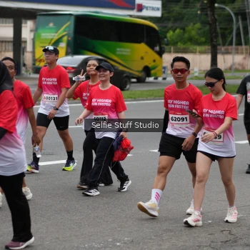 Runner Photo 1801072