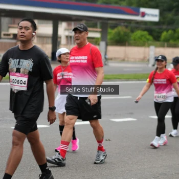 Runner Photo 1801091