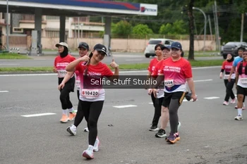 Runner Photo 1801177