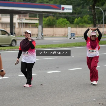 Runner Photo 1801371