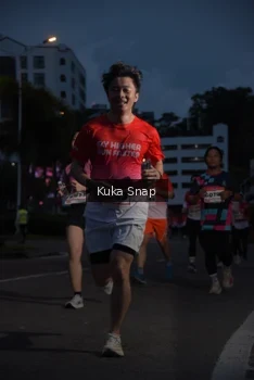Runner Photo 1801757