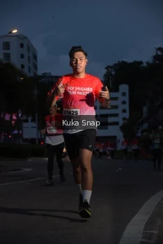 Runner Photo 1801797