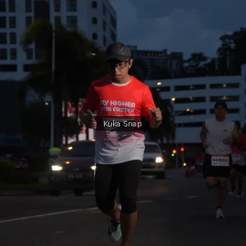 Runner Photo 1801864