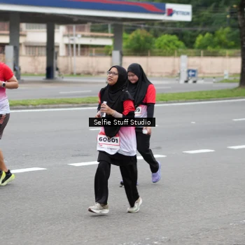 Runner Photo 1802036