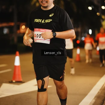 Runner Photo 1802325