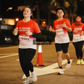 Runner Photo 1802547