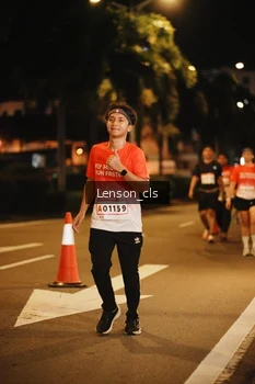 Runner Photo 1802603