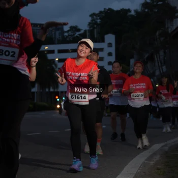 Runner Photo 1802656