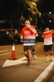 Runner Photo 1802754