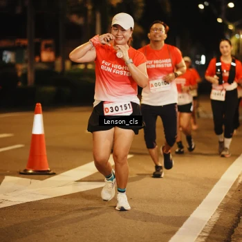 Runner Photo 1802830