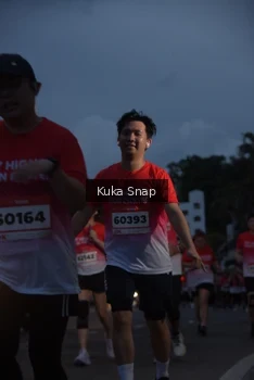 Runner Photo 1803036