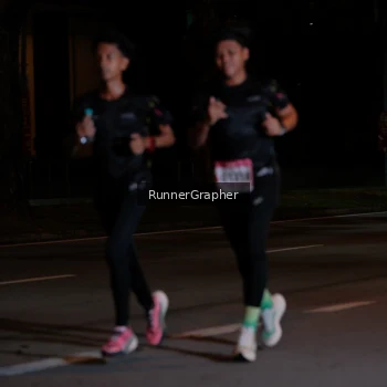 Runner Photo 1803083