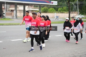 Runner Photo 1803192