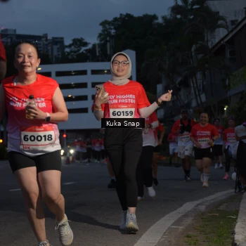Runner Photo 1803280
