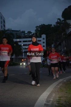 Runner Photo 1803305