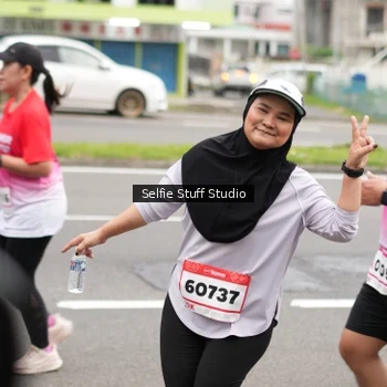 Runner Photo 1803360