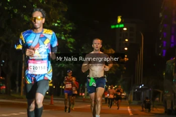 Runner Photo 1803540