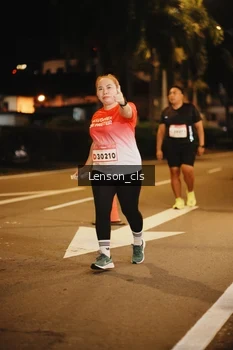 Runner Photo 1803591