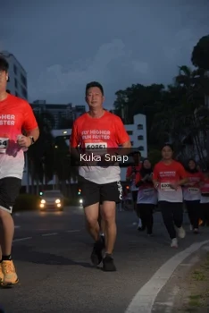 Runner Photo 1803597