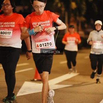 Runner Photo 1803609