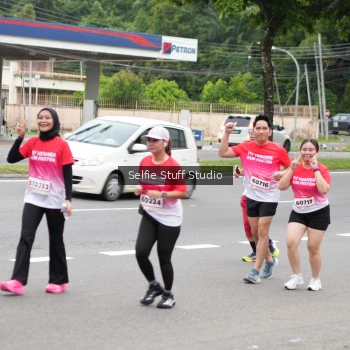 Runner Photo 1803610