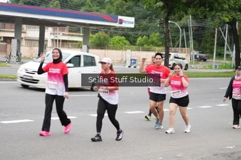 Runner Photo 1803638