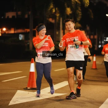 Runner Photo 1803642