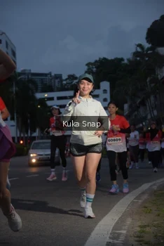 Runner Photo 1804508