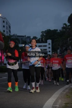 Runner Photo 1804710