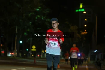 Runner Photo 1804802