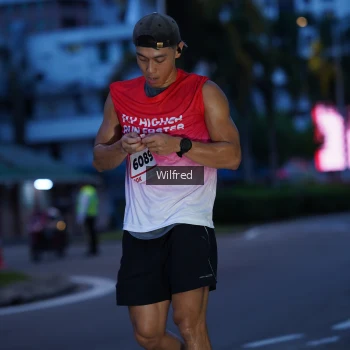 Runner Photo 1804814