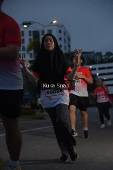 Runner Photo 1804876
