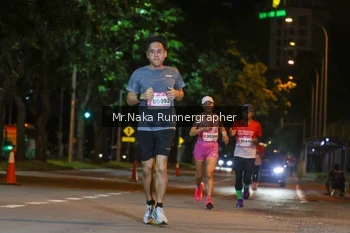 Runner Photo 1805083