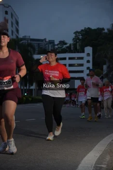 Runner Photo 1805293