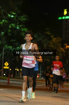 Runner Photo 1805304