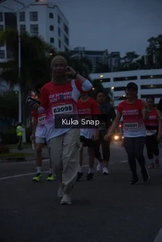 Runner Photo 1805374