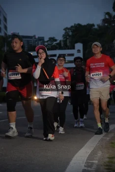 Runner Photo 1805413